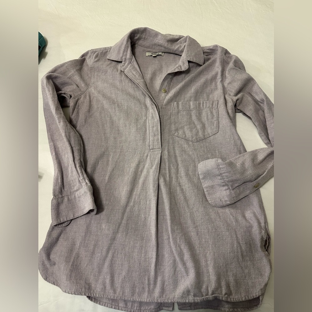 Madewell Button Down! Gently worn-very soft